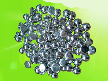 對于63錫條,6337錫條，焊錫條的模具設(shè)計，需要考慮以下幾個方面：